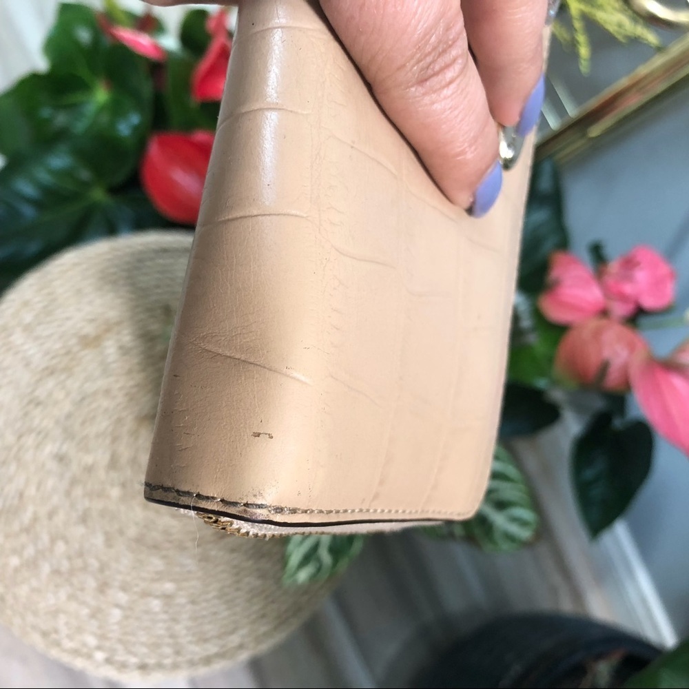 Vintage Leather Coach Wrap Around Zipper Wallet - Picture 5 of 9